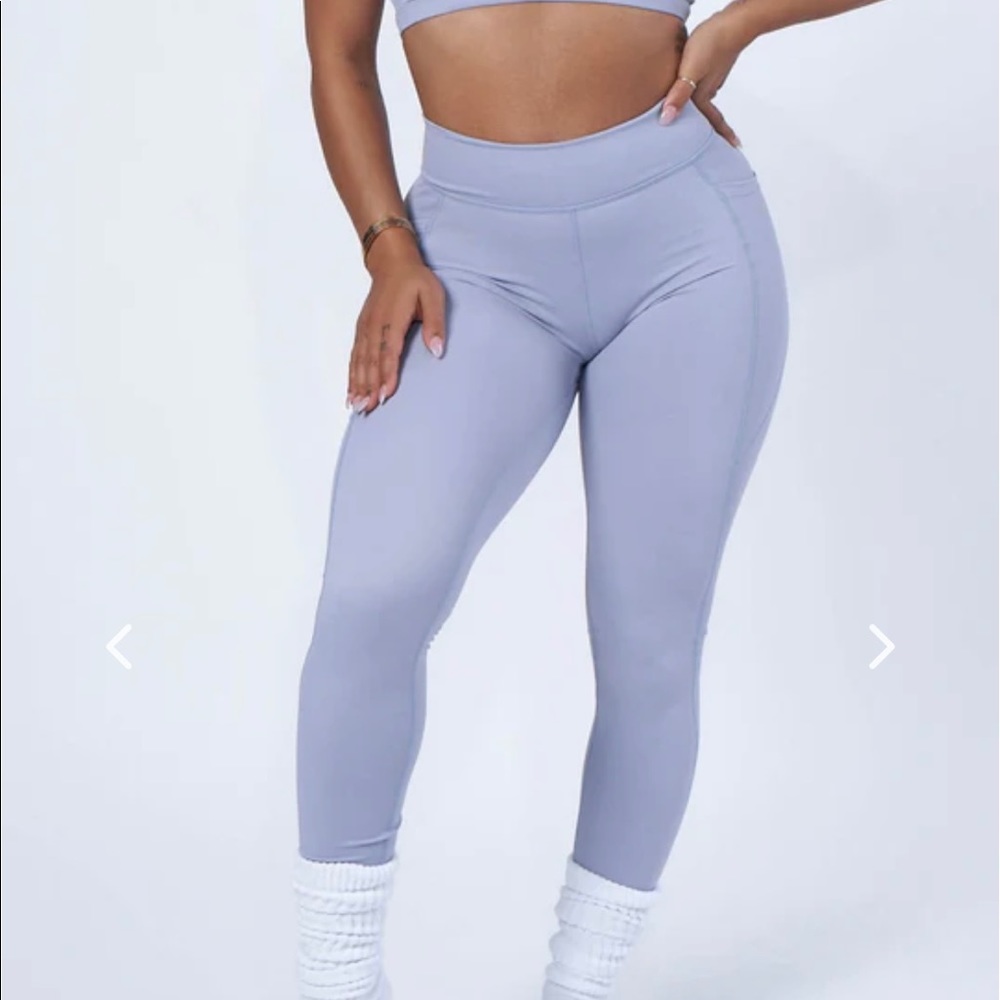 WBK Fit Contour Pocket Legging | BLUE